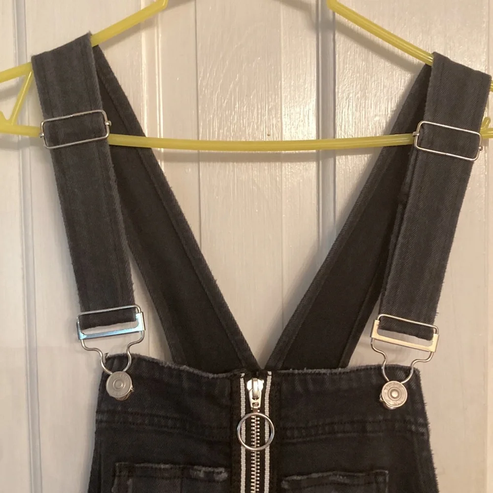 Overalls - Picture 4 of 6